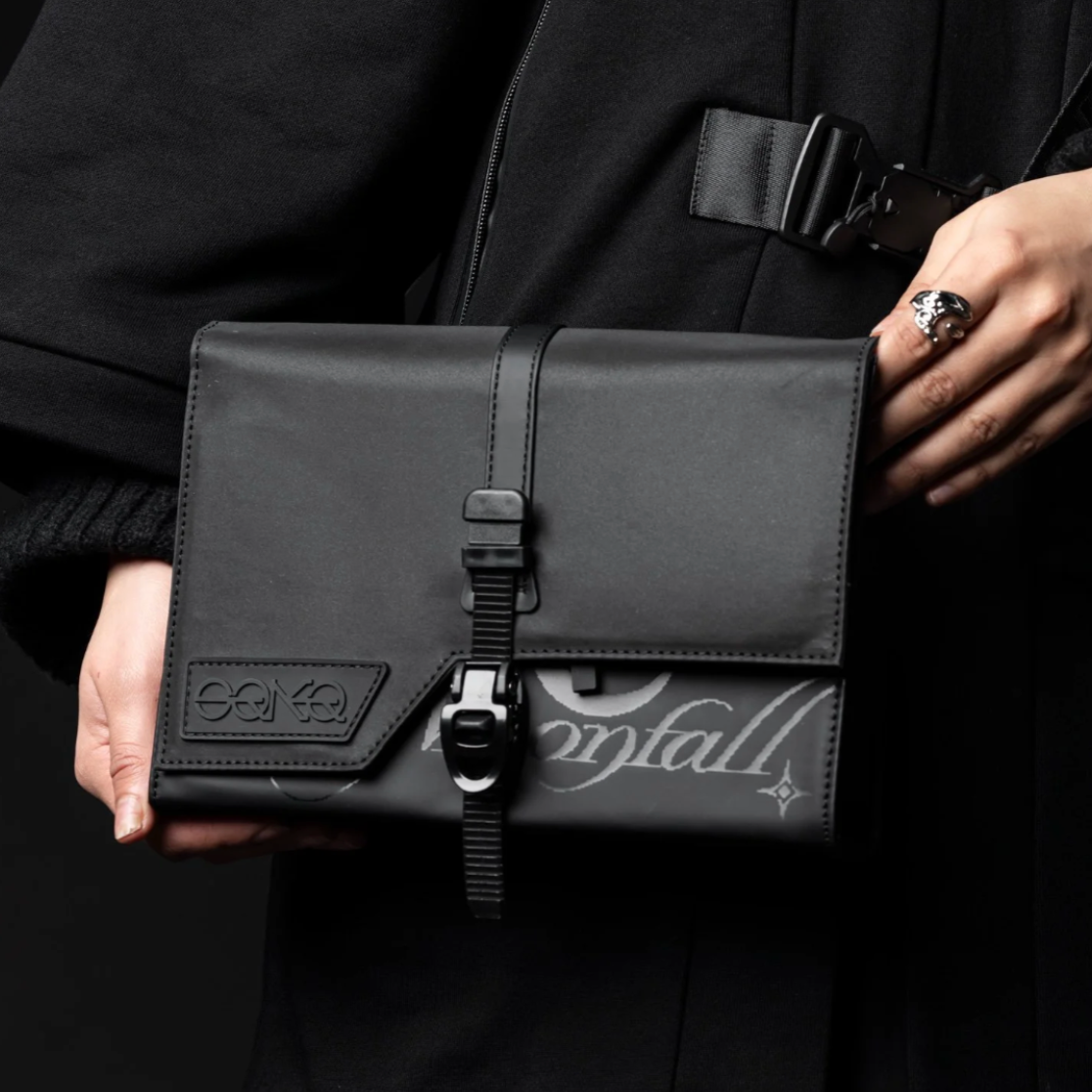 "MOONFALL" CROSSBODY BAG [Saka x Neo4ic]