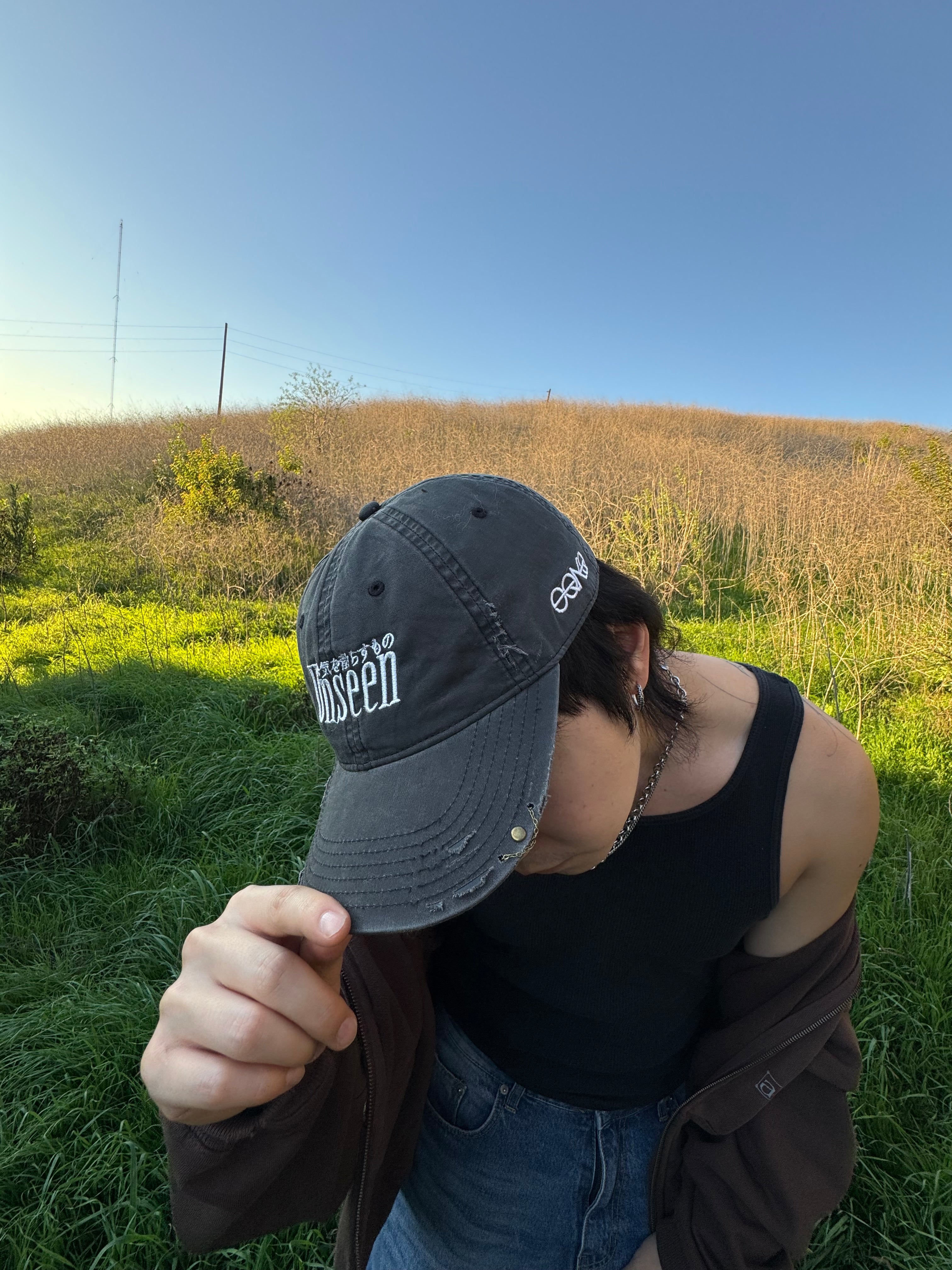 "UNSEEN" HAT